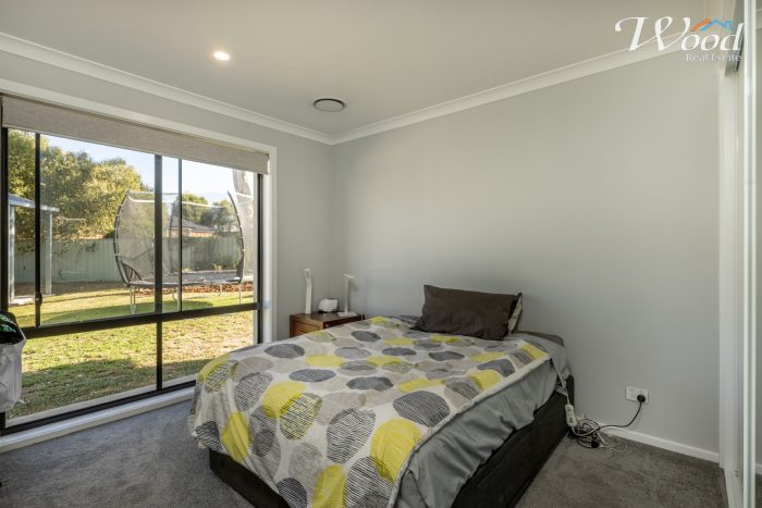 7 Tabletop Ct, Thurgoona NSW 2640, Australia