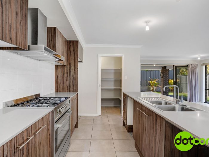 29 Caravel St, Hamlyn Terrace NSW 2259, Australia