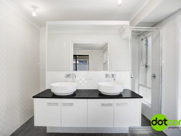 29 Caravel St, Hamlyn Terrace NSW 2259, Australia