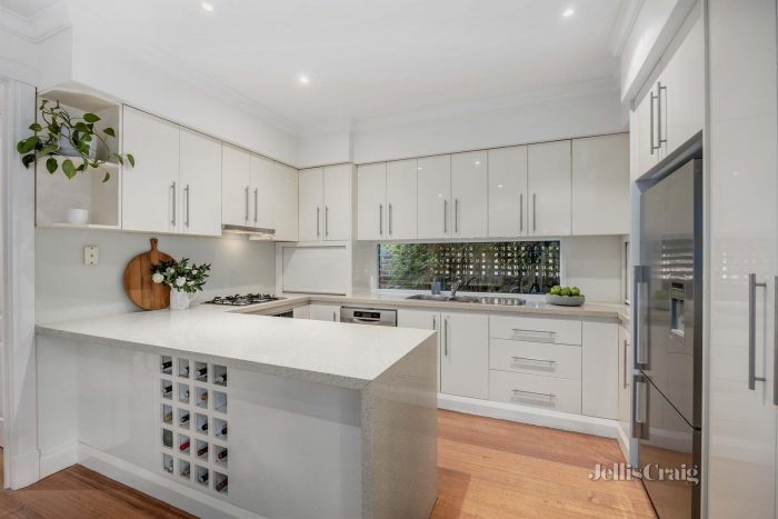 3 Chertsey St, Surrey Hills VIC 3127, Australia