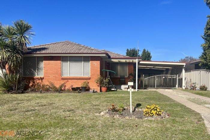 22 Matthews Ave, Orange NSW 2800, Australia