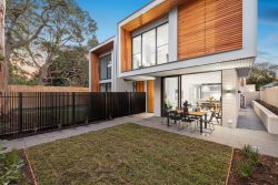 75B Abbott St, Sandringham VIC 3191, Australia