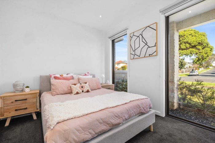 Unit 1/25 Barkly St, Mordialloc VIC 3195, Australia