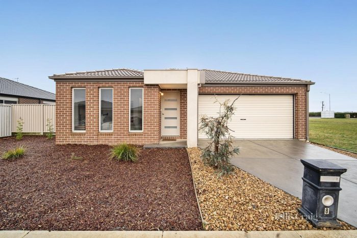 8 Honour Ave, Winter Valley VIC 3358, Australia