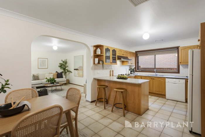 12 Larter Ct, Bundoora VIC 3083, Australia