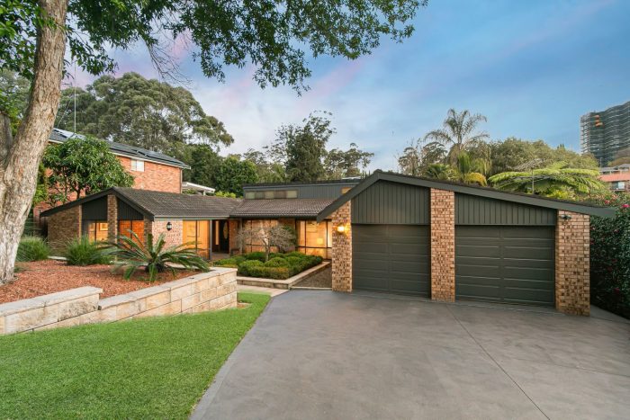 15 Pioneer Pl, Castle Hill NSW 2154, Australia