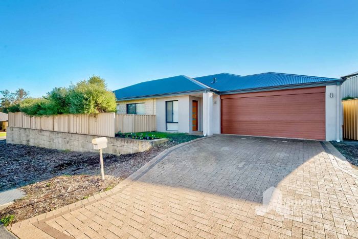 1 Topaz Way, Dalyellup WA 6230, Australia