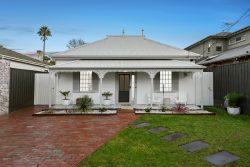 140 Thomas St, Hampton VIC 3188, Australia