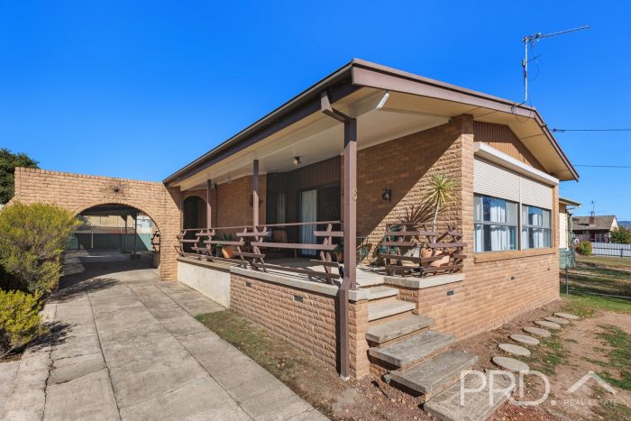 6 Tumut St, Tumut NSW 2720, Australia