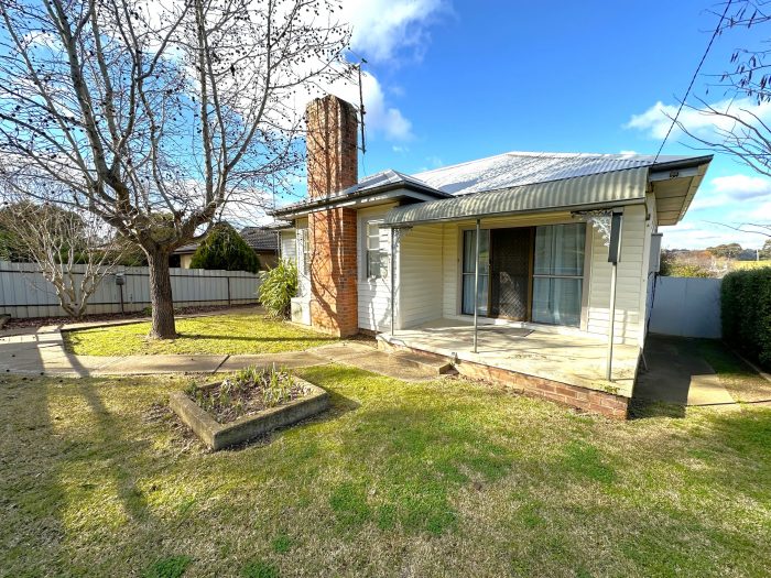 58 Yass St, Young NSW 2594, Australia