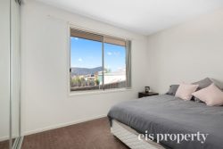 2 Abbotsfield Rd, Claremont TAS 7011, Australia