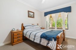 3 Charles Pl, Wannanup WA 6210, Australia