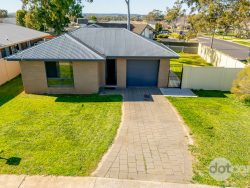 8 Alkira St, Dubbo NSW 2830, Australia