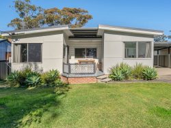 28 Balcolyn St, Balcolyn NSW 2264, Australia