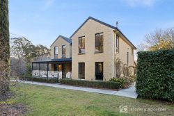 21 John Boyes Dr, Baranduda VIC 3691, Australia