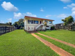 6 Canopus Cct, Atherton QLD 4883, Australia