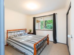 1 Craiglea Ct, Modanville NSW 2480, Australia