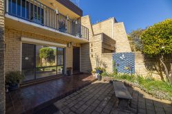 6/20 Donald Rd, Queanbeyan NSW 2620, Australia