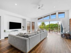 1 Eclipse Ln, Casuarina NSW 2487, Australia