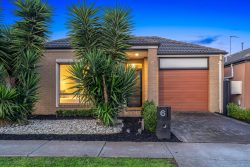 6 Elland Ct, Craigieburn VIC 3064, Australia