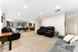 22 Falconer St, Glen Waverley VIC 3150, Australia