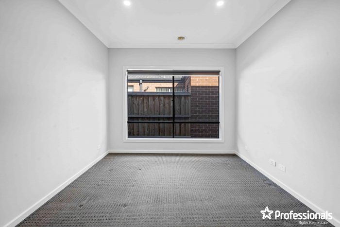 6 Horsley St, Thornhill Park VIC 3335, Australia