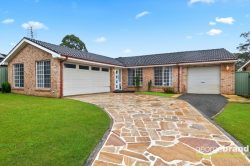 5 Dewhurst Cl, Kariong NSW 2250, Australia