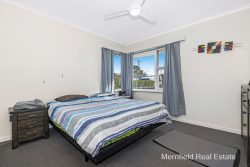 12 Leonora St, Yakamia WA 6330, Australia