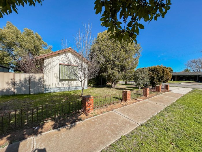 27 Mulbar St, Swan Hill VIC 3585, Australia