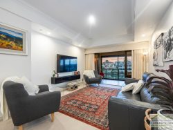 4/6 Itea Pl, Mindarie WA 6030, Australia