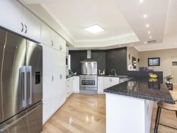 23 Windemere Cres, Nollamara WA 6061, Australia