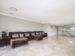 23 Windemere Cres, Nollamara WA 6061, Australia