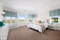 6 Sutherland Pk Dr, Burradoo NSW 2576, Australia