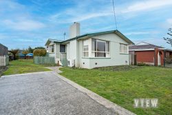 10 Jenner St, Wynyard TAS 7325, Australia