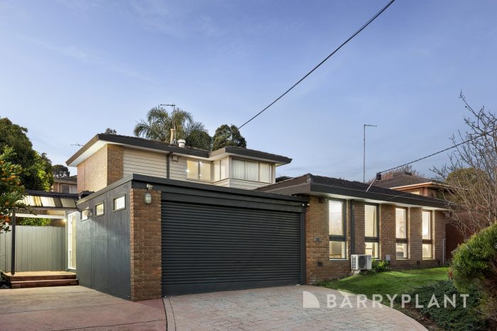 33 Warralong Ave, Greensborough VIC 3088, Australia