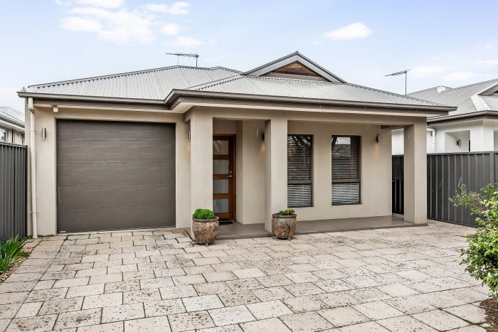 8A Bowden Grove, Oaklands Park SA 5046, Australia