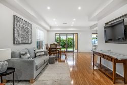 8A Bowden Grove, Oaklands Park SA 5046, Australia