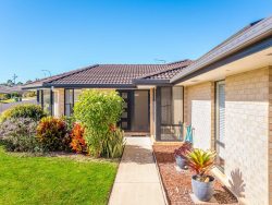 17 Acacia Ave, Goonellabah NSW 2480, Australia