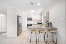 48 Allumba St, Queanbeyan West NSW 2620, Australia