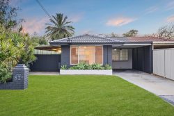 67B Frederick St, Shoalwater WA 6169, Australia