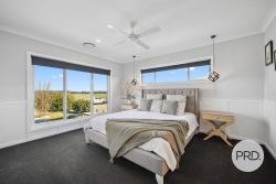 76 Barmedman Ave, Gobbagombalin NSW 2650, Australia