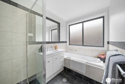 10 She-Oak Pl, Jerrabomberra NSW 2619, Australia