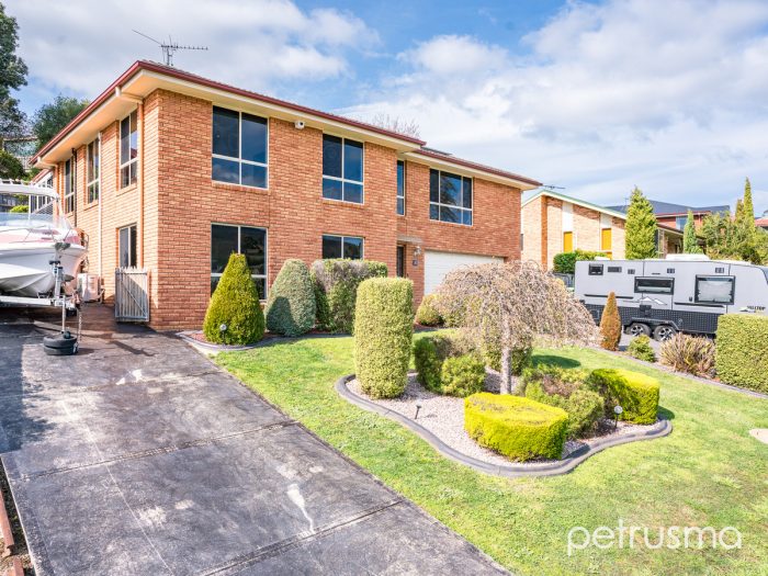 8 Cardiff Ct, Austins Ferry TAS 7011, Australia