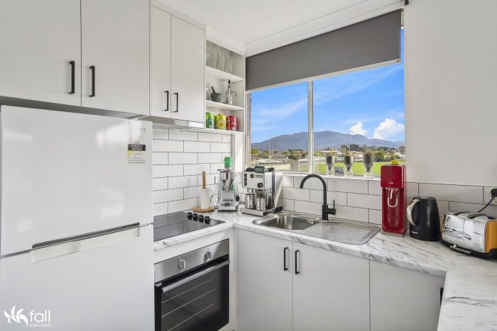 Unit 9/175 Clarence St, Howrah TAS 7018, Australia