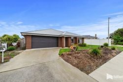 14 Club Dr, Shearwater TAS 7307, Australia