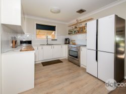 Unit 1/125 Cobbora Rd, Dubbo NSW 2830, Australia