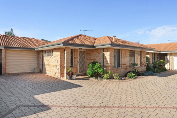 Unit 3/27 St Marks Dr, Hillarys WA 6025, Australia