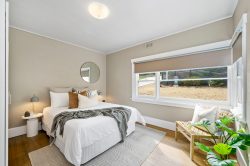 Unit 1/98 Gordons Hill Rd, Lindisfarne TAS 7015, Australia