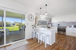 348 Hakea Ct, Nilgen WA 6044, Australia