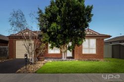 14 Harkaway Ave, Hoppers Crossing VIC 3029, Australia